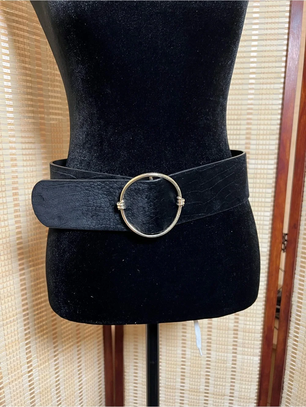 H&M Black Faux Snake Crocodile Wide O-Ring Round Buckle Waist Belt Size M
